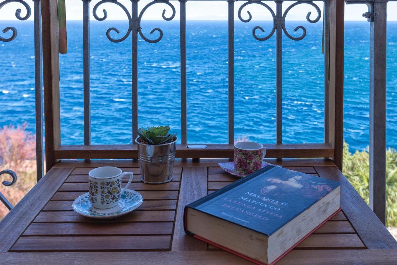 “Cielo E Mare”, Casetta Nel Cuore Del Borgo Antico / “Sky & Sea”, Charming In The Heart Of Old Village Castelsardo Exteriör bild