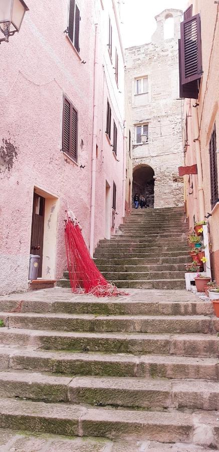 “Cielo E Mare”, Casetta Nel Cuore Del Borgo Antico / “Sky & Sea”, Charming In The Heart Of Old Village Castelsardo Exteriör bild