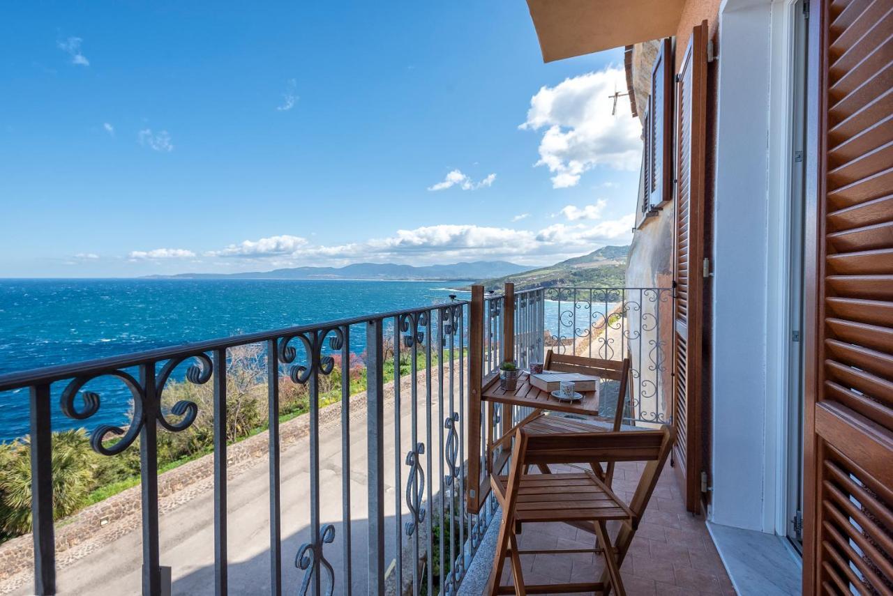 “Cielo E Mare”, Casetta Nel Cuore Del Borgo Antico / “Sky & Sea”, Charming In The Heart Of Old Village Castelsardo Exteriör bild