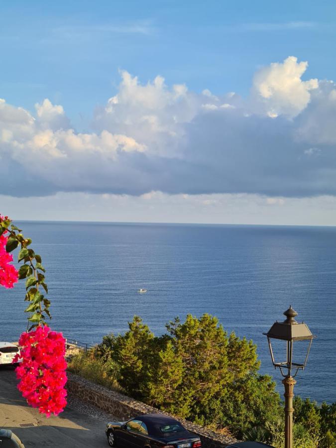 “Cielo E Mare”, Casetta Nel Cuore Del Borgo Antico / “Sky & Sea”, Charming In The Heart Of Old Village Castelsardo Exteriör bild