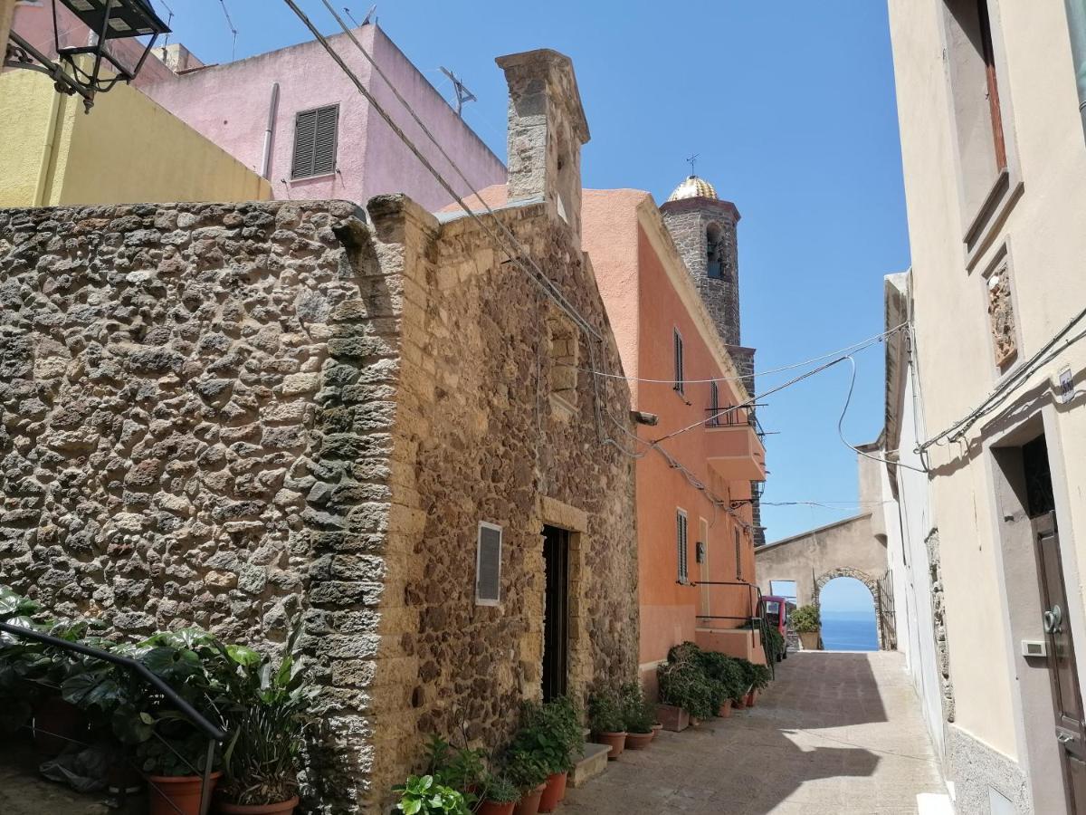 “Cielo E Mare”, Casetta Nel Cuore Del Borgo Antico / “Sky & Sea”, Charming In The Heart Of Old Village Castelsardo Exteriör bild