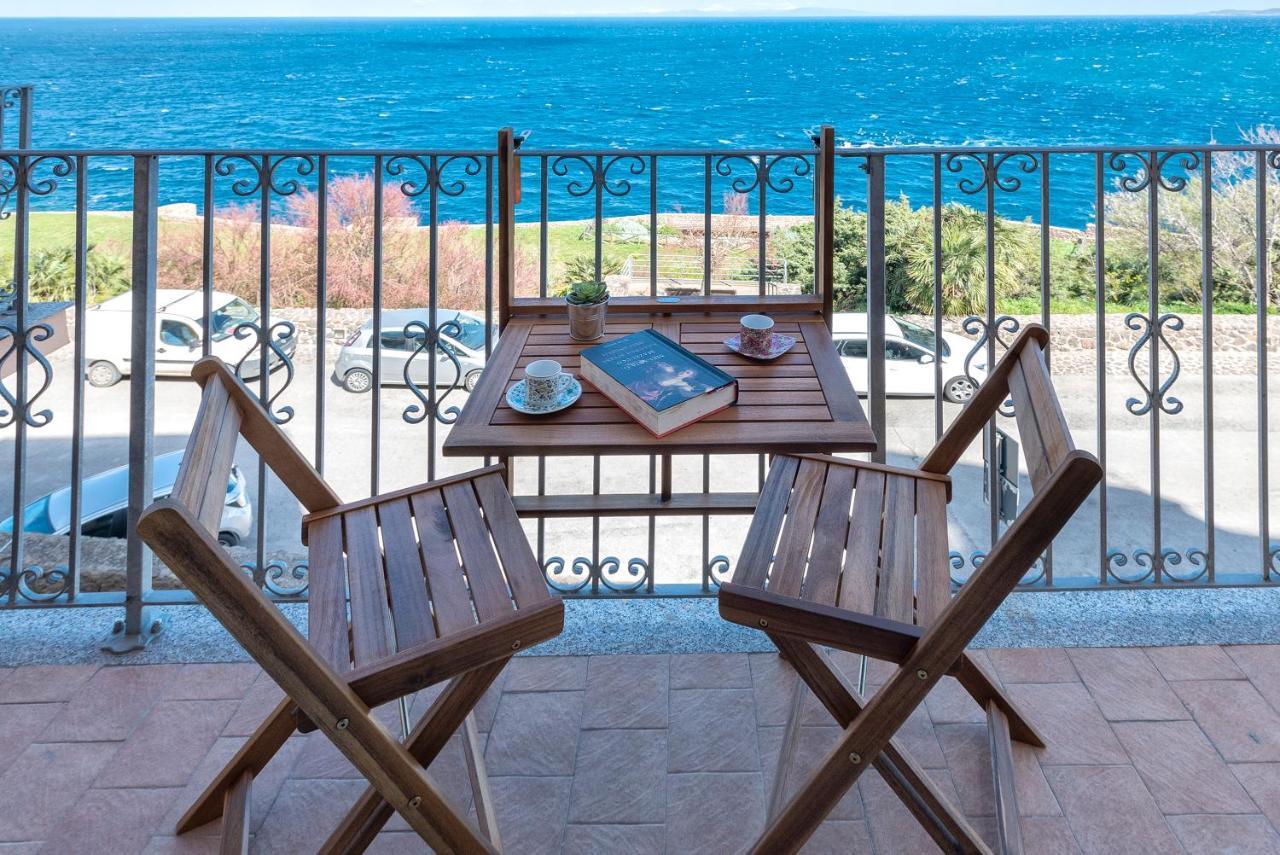 “Cielo E Mare”, Casetta Nel Cuore Del Borgo Antico / “Sky & Sea”, Charming In The Heart Of Old Village Castelsardo Exteriör bild